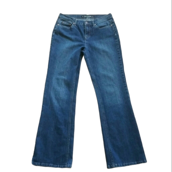 Levi's & DKNY Women's Jeans - Picture 6 of 10